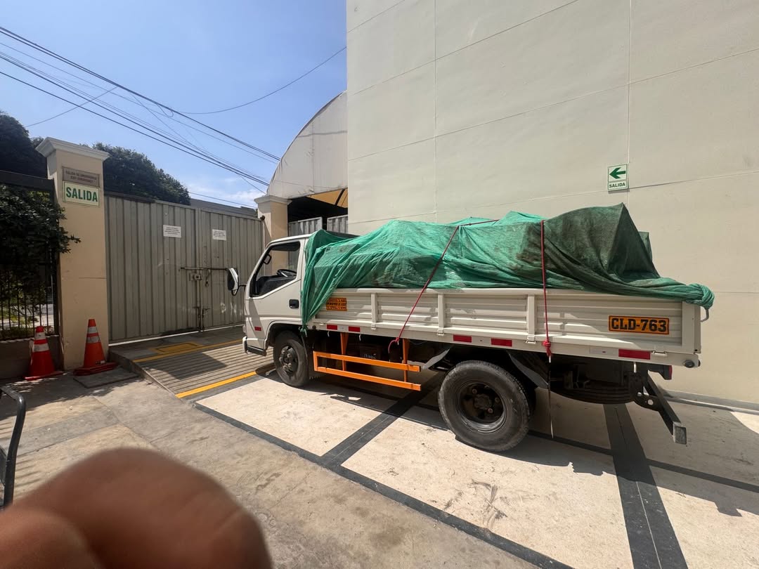 Recojo de desmonte suelto realizado en San Isidro